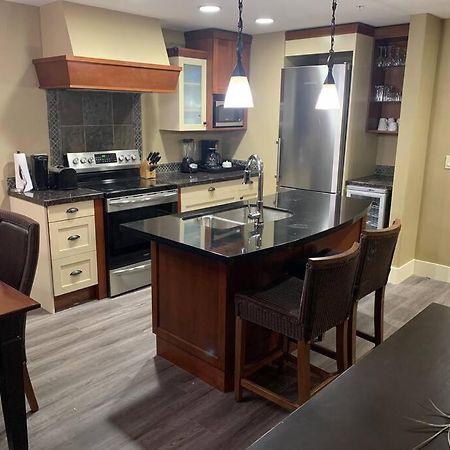 Gracie'S Place Канмор Екстериор снимка